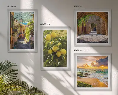Wall art set picturesque seaside streets
