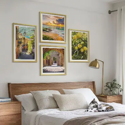 Wall art set picturesque seaside streets