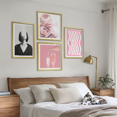 Set of 4 wall art pieces Stylish portrait with champagne