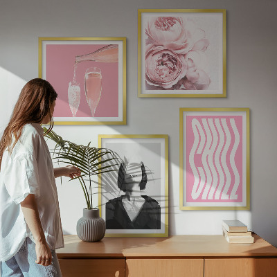 Set of 4 wall art pieces Stylish portrait with champagne