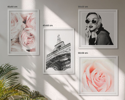 Multi-piece wall decor set Eiffel's portrait of a woman roses