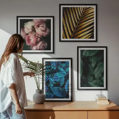Wall art set featuring colorful leaves and flowers
