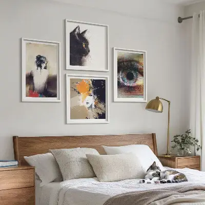 Wall art set portrait of a woman featuring eye and emotion colors
