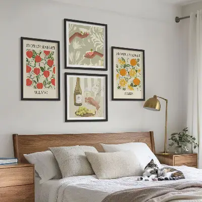 Multi-piece wall decor set featuring flowers and European cities like Milan and Paris