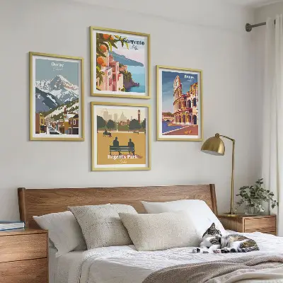 Set of 4 wall art pieces Retro illustrations of famous places