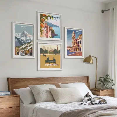 Set of 4 wall art pieces Retro illustrations of famous places