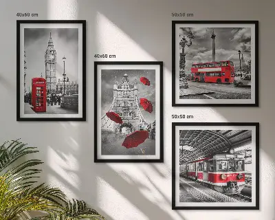 Wall art set with red London accents