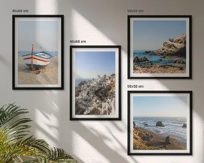 Wall art set featuring views of houses in Greece and Lodz