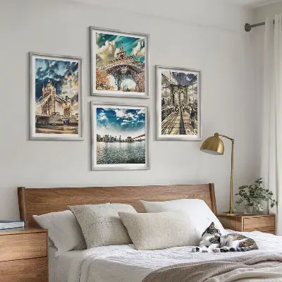 Multi-piece wall decor set featuring European city tower bridges