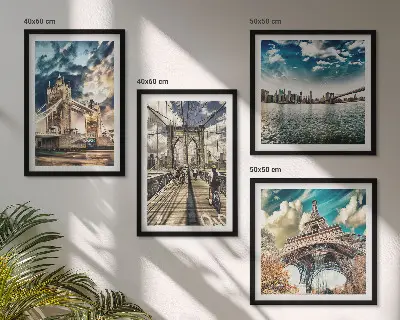 Multi-piece wall decor set featuring European city tower bridges