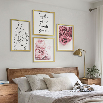 Set of 4 wall art pieces Family line-art rose bouquets