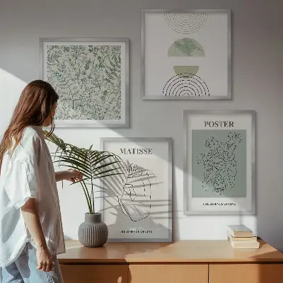 Set of 4 wall art pieces with minimalist plant line patterns