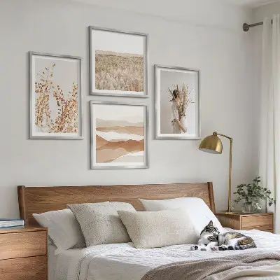 Wall art set with bohemian plant motifs