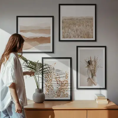 Wall art set with bohemian plant motifs