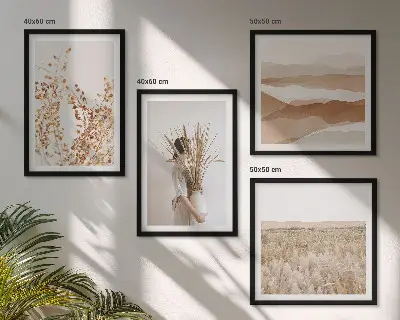 Wall art set with bohemian plant motifs