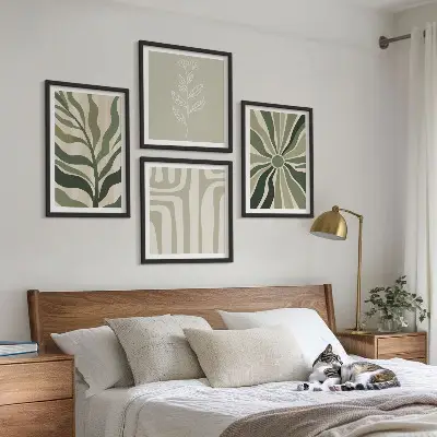 Wall art set with green minimalist plant patterns