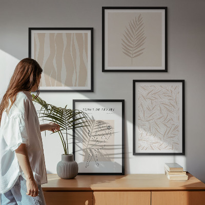 Set of 4 wall art pieces Minimalist plant motifs
