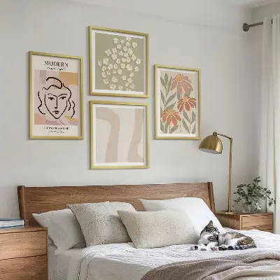 Set of 4 wall art pieces Modern abstract woman