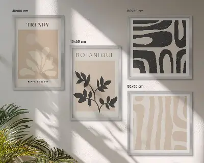 Wall art set with stylish plant patterns in beige and black