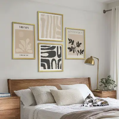 Wall art set with stylish plant patterns in beige and black
