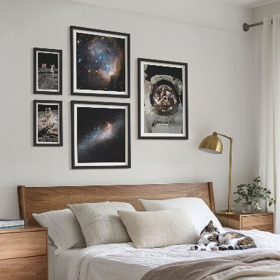Framed photo set Astronauts landing on the Moon