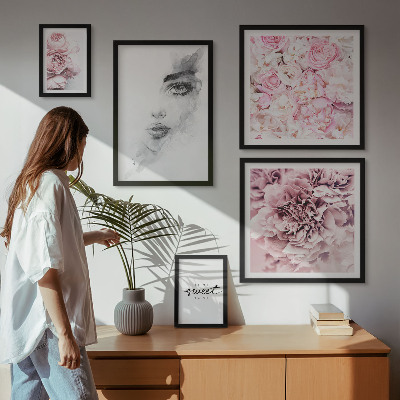 Gallery wall A floral portrait about home