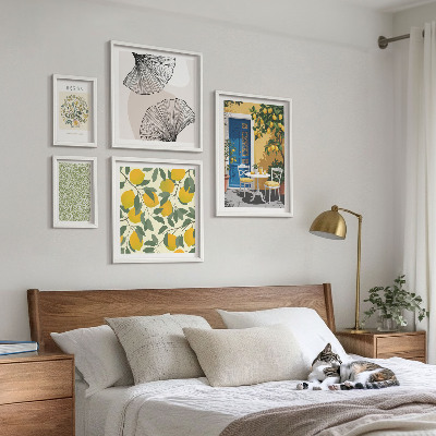 Set of 5 wall art pieces Stylish plant motifs