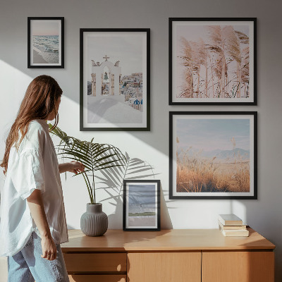 Gallery wall Stylish seaside landscapes