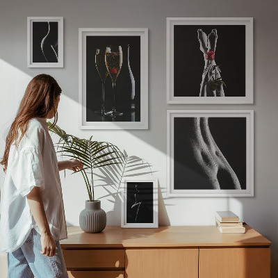 Gallery wall Elegant modern accents Black and red