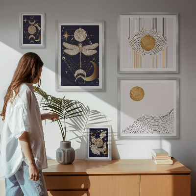Gallery wall Stylish space insect motifs