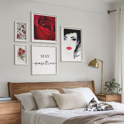 Framed photo set Women's portraits flowers vintage