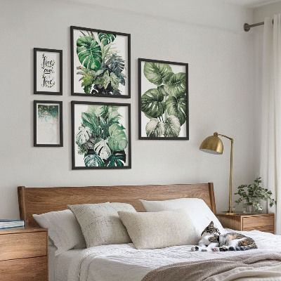 Gallery wall Plant motifs quotes abstraction