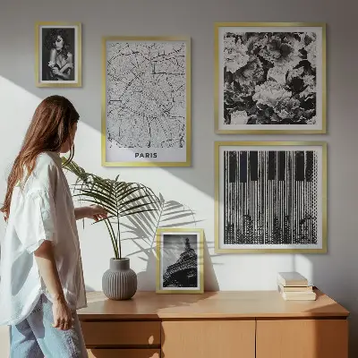 Gallery wall set elegant Parisian architecture design