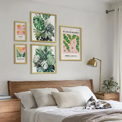 Set of 5 wall art pieces with bohemian flower plant motifs
