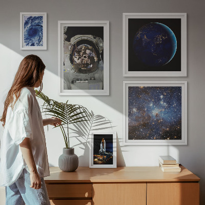 Framed photo set Astronauts' space discoveries