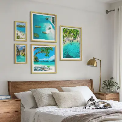 Framed photo set tropical beaches and paradise waters