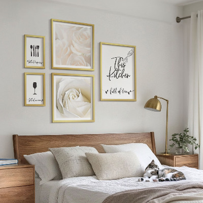 Gallery wall Stylish plant kitchen decoration