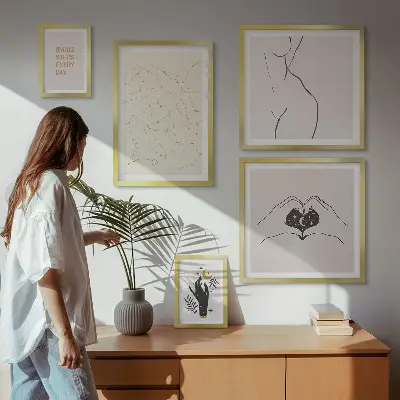 Gallery wall Minimalist space motifs