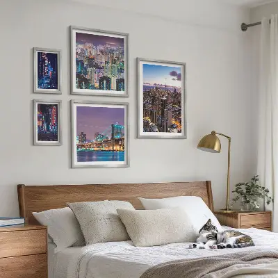 5-Piece Wall Art Set city nightscapes with neon lights