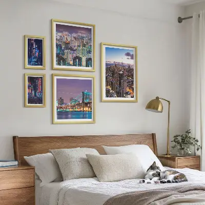 5-Piece Wall Art Set city nightscapes with neon lights