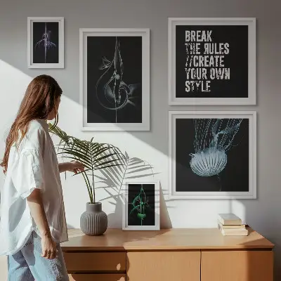 Framed photo set with abstract creative motifs