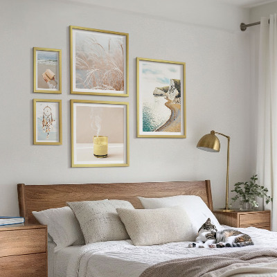 Framed photo set Relaxing book themes