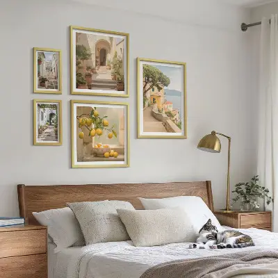 Framed photo set featuring charming seaside streets