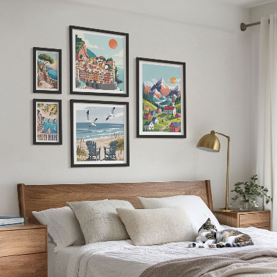 Gallery wall Retro mountain and sea landscapes