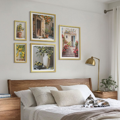 Gallery wall Atmospheric lemon streets
