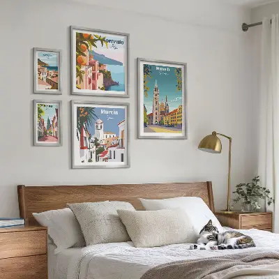 Framed photo set featuring European architectural landmarks