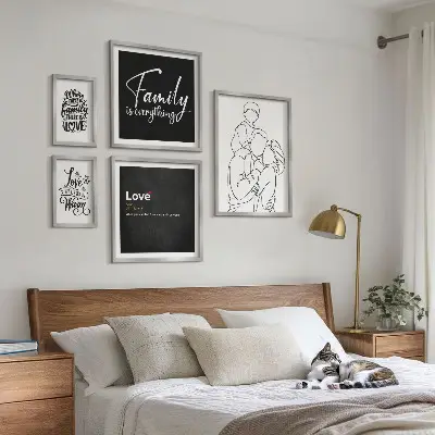 Framed photo set featuring family values of love and closeness