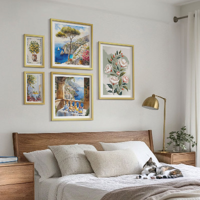 Gallery wall Picturesque floral views