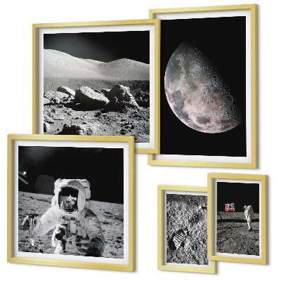 Gallery wall Astronauts' lunar landscapes