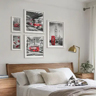 London motifs framed photo set with accents